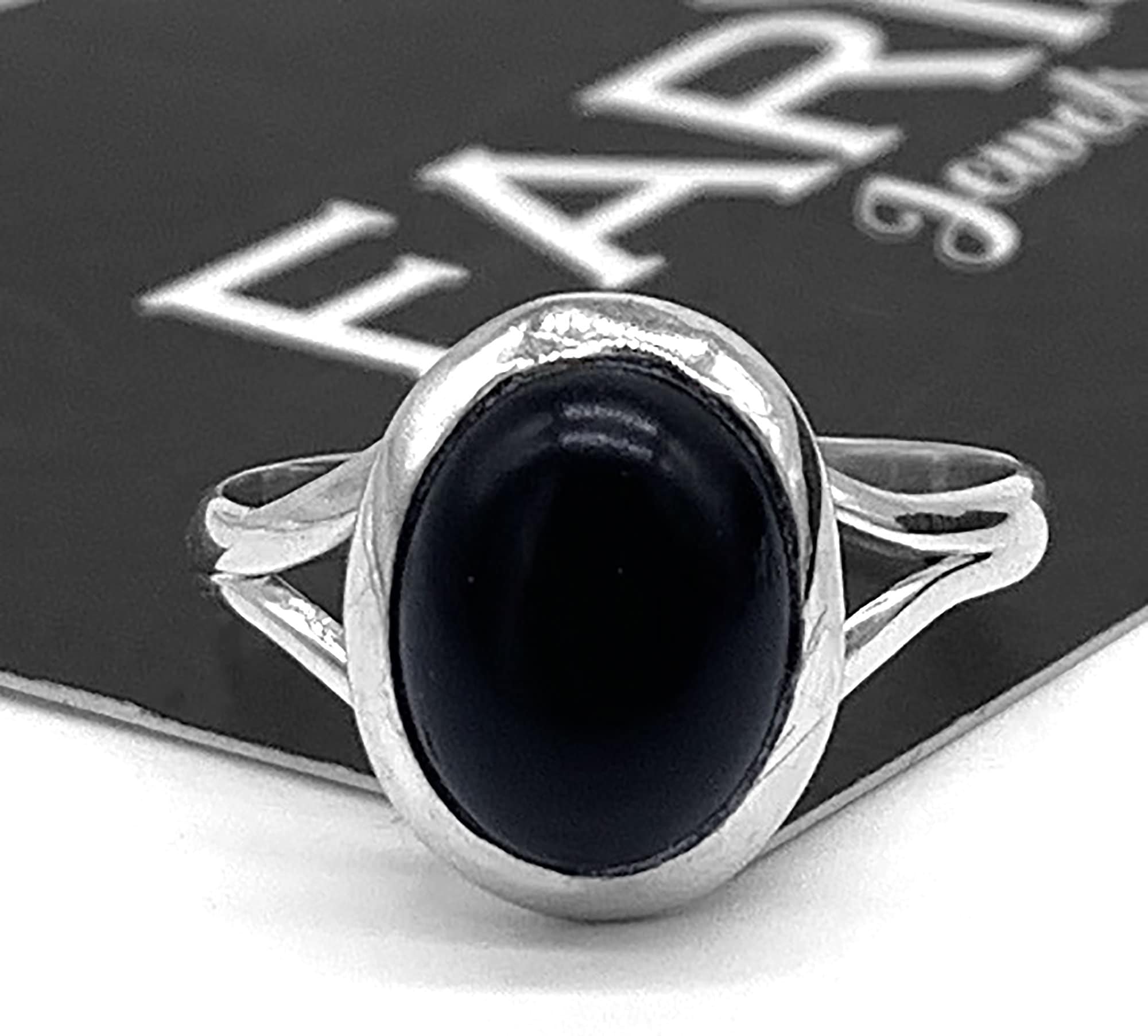 Onyx Crowne