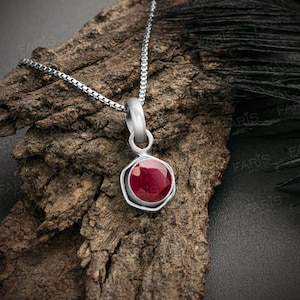 925 Sterling Silver Red Ruby Gemstone Ladies Hexagon Pendant Necklace Gift