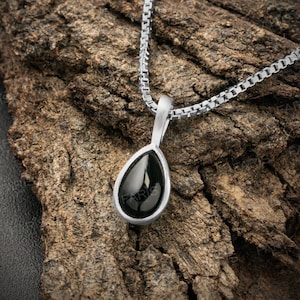 Sterling Silver Pear Cut Black Onyx Gemstone Pendant Necklace Ladies Jewellery