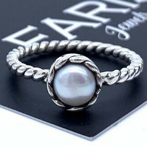 925 Sterling Silver Designer Ladies Pearl Ribbed Stone Bubble Ring Ideal Gift