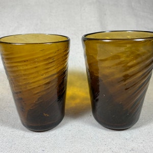 Vintage Pair of Hand-Blown Amber Glass Liqueur Shot Apertif Glasses Boho Retro Bar Swirl Pattern