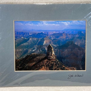 Vintage Matted Grand Canyon Photo &quot;Mt. Hayden from Point Imperial&quot; Foto a colori firmata da Jim Wilson Arizona Desert Landscape