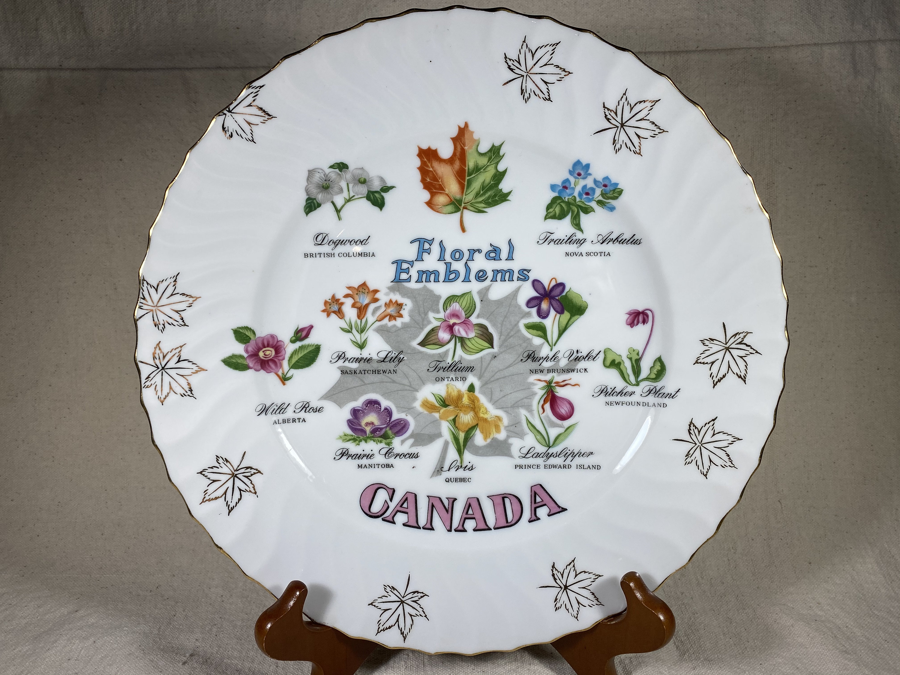 Canada Flowers Plate - Etsy