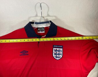 Vintage Umbro 2000-2001 England Football Soccer Away Jersey Red