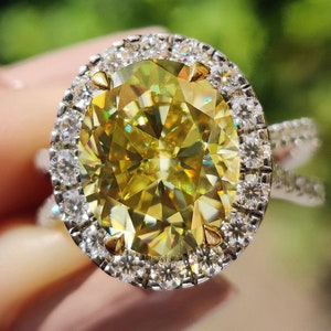 5,60 TCW ovaal geslepen kanariegele moissaniet ring, halo vintage verlovingsring, effenen gespleten schachtring, trouwring voor haar, beloftering
