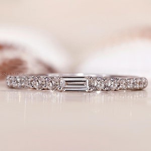 Baguette and Round Lab Grown Diamond Wedding Band, Half Eternity Ring, Stacking Matching Band for Oval Diamond Ring, Customize Jewelry
