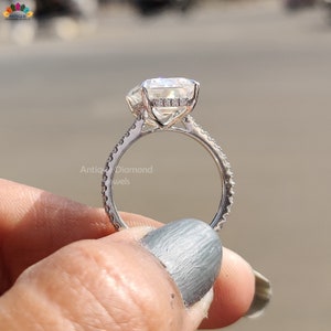 hidden halo wedding ring