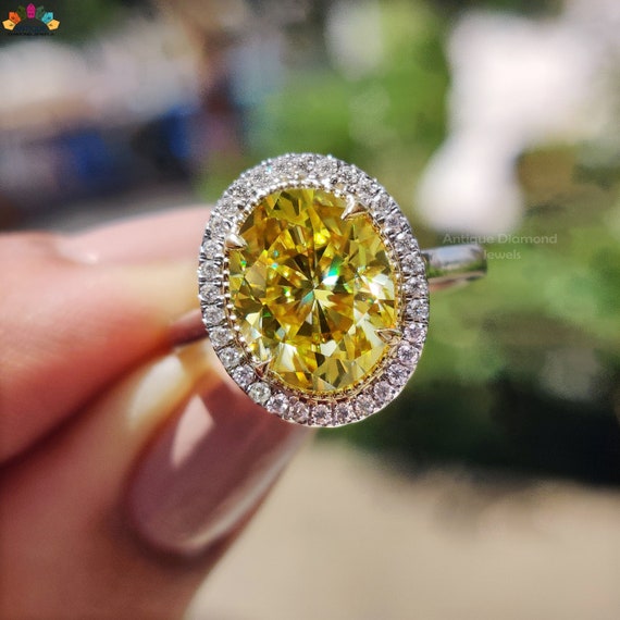 3.55 TCW Canary Yellow Oval Moissanite Halo Engagement Ring -  Norway