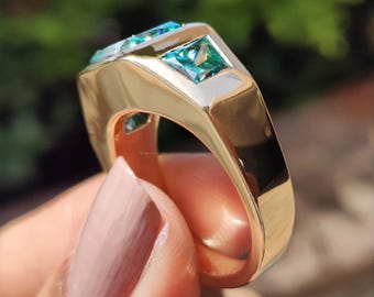 アクアブルーグリーンの輝くモアッサナイトリング、メンズリング