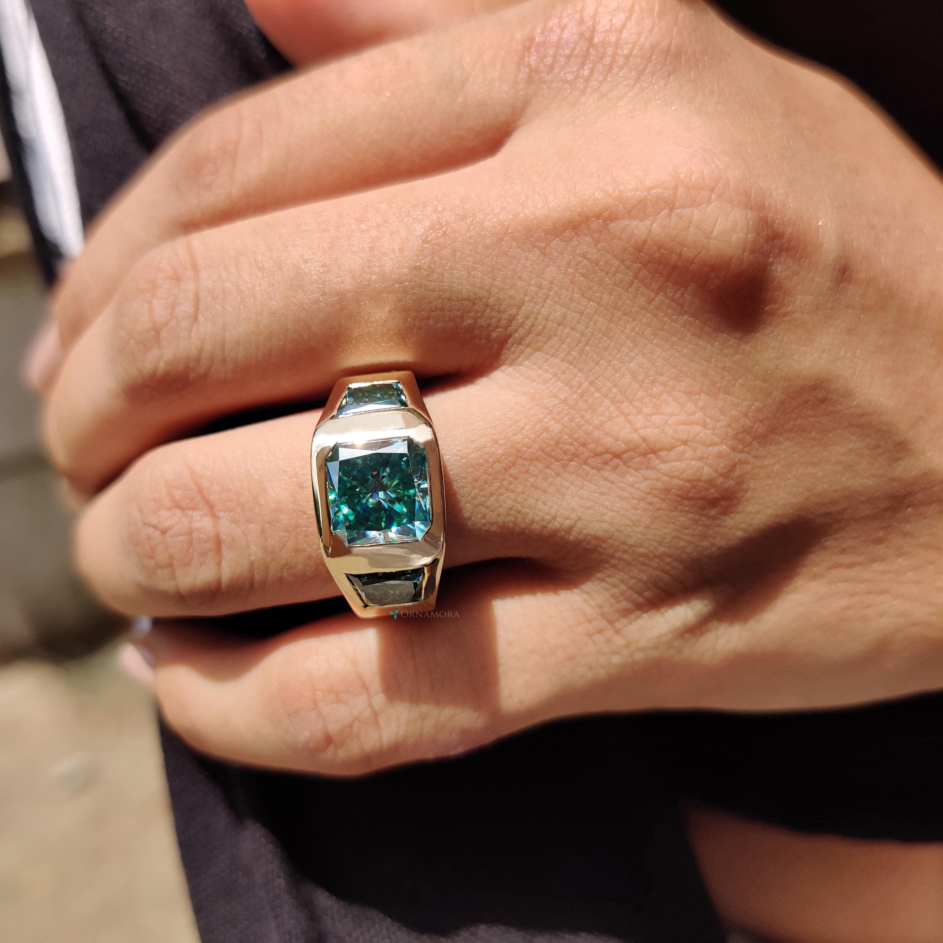 アクアブルーグリーンの輝くモアッサナイトリング、メンズリング、6.20