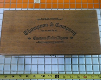 Thompson & Company Vintage Cedar Empty Cigar Box Santurce Hand Made Tampa Brass Hardware Near Perfect Condition
