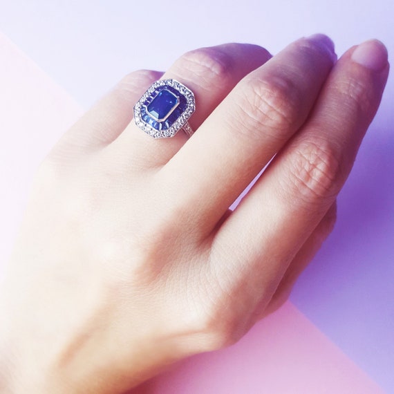 Marvelous Estate Vintage Sapphire Engagement Ring… - image 1