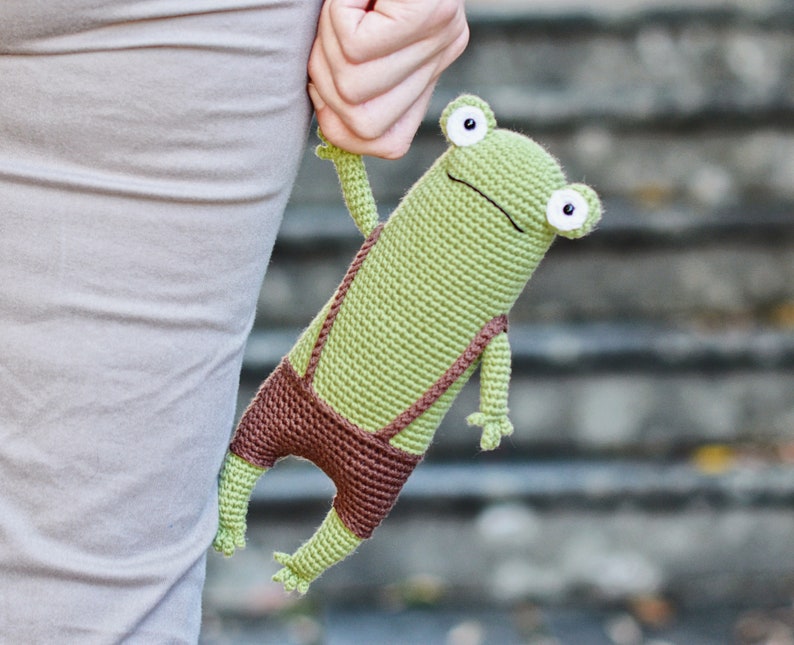 Frog Crochet Pattern, Amigurumi Frog PDF Tutorial image 1