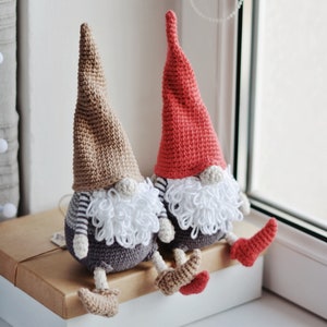 Farmhouse Gnome Crochet Pattern, Amigurumi Rustic Gnomes 9.5”