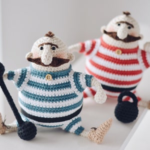 Two Strongmen Crochet Pattern