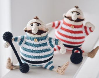 Two Strongmen Crochet Pattern