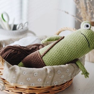 Frog Crochet Pattern, Amigurumi Frog PDF Tutorial image 3