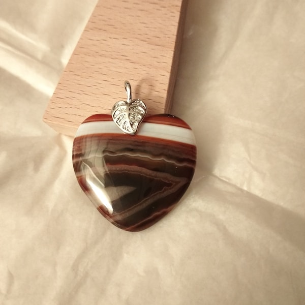 Pendentif  grand coeur en agate