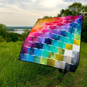 Glitch Mode | A Quilt Pattern by TheQuiltyArchitect