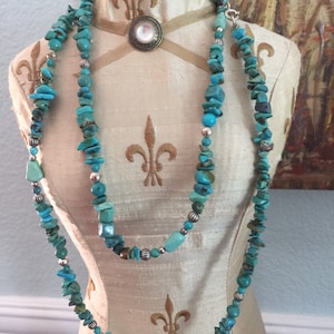 Turquoise beaded necklace