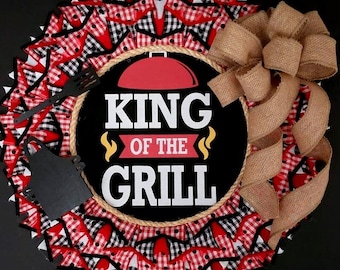 King of the Grill wreath