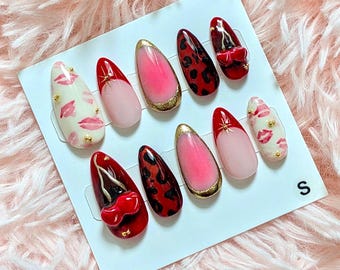 Custom Press ons! *MESSAGE FIRST