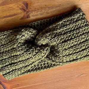 Crochet PATTERN, Kinsey ear warmer, crochet ear warmer, crochet headband, crochet head wrap, messy bun, ear warmer pattern