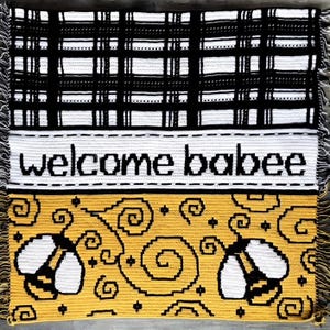 Mosaic crochet baby blanket pattern - Welcome babee