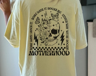 Mutterschafts-T-Shirt in Komfortfarben, Some Days I Rock It, Rocker Mama, süßes Skeleton-T-Shirt, Rocker Mom T-Shirts, Rockin T-Shirts, Mutterschafts-Shirts
