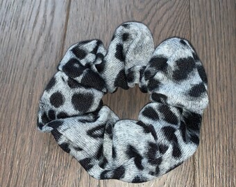 Twiggy in London 60s Mod Squad Black /& White Scrunchie