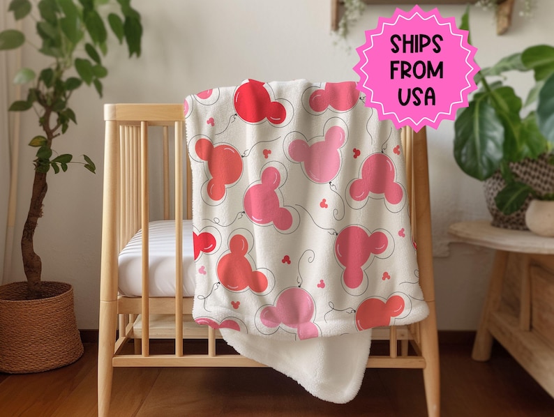 Personalized Pink magical mouse blanket, girls disney blanket, micky and minnie mouse blanket, disney gifts under 100, toddler blanket image 1