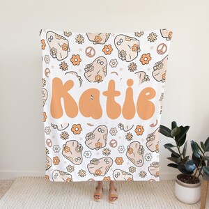 Personalized Ghost Halloween Blanket, Halloween gift, Halloween throw, halloween decor, fall throw blanket couch, autumn blanket