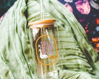 Silly Goose Juice Glass Tumbler With Straw And Lid, Cute Cup Beer Can Iced Coffee Glass Cup With Lid And Straw, Cute Glass Cup, Funny Cup