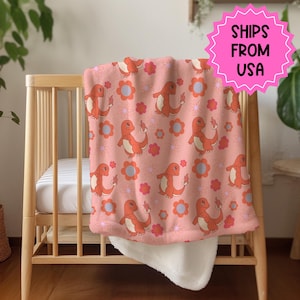 Manta personalizada de Pokémon Charmander, manta de Pokémon con nombre personalizado, regalo para bebé gamer, ropa de cama de Pokémon, manta para niños pequeños, manta para niños