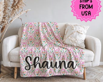 Personalized coquette pink bow Blanket, coquette room decor, preppy stuff room decor, pink bow baby blanket, bow decor
