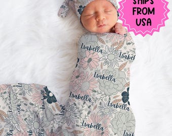 Personalisierte Neugeborenen Swaddle-Hut-Set, Vintage rosa Blumen Swaddle, Krankenhaus offenbaren Outfit, Baby-Dusche-Geschenk, dehnbar weiche swaddle