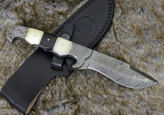 10" Custom, DAMASCUS KNIFE, hunting knife, Damascus steel knife, hunting, Exotic Bull horn & Camel bone composite handle, personalized