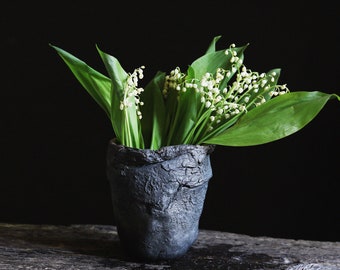 Black ceramic vase. A vase in the Japanese technique of cancer. Wabi-sabi vase. A small clay vase. A gift for Wabi lovers. Handmade vase:)