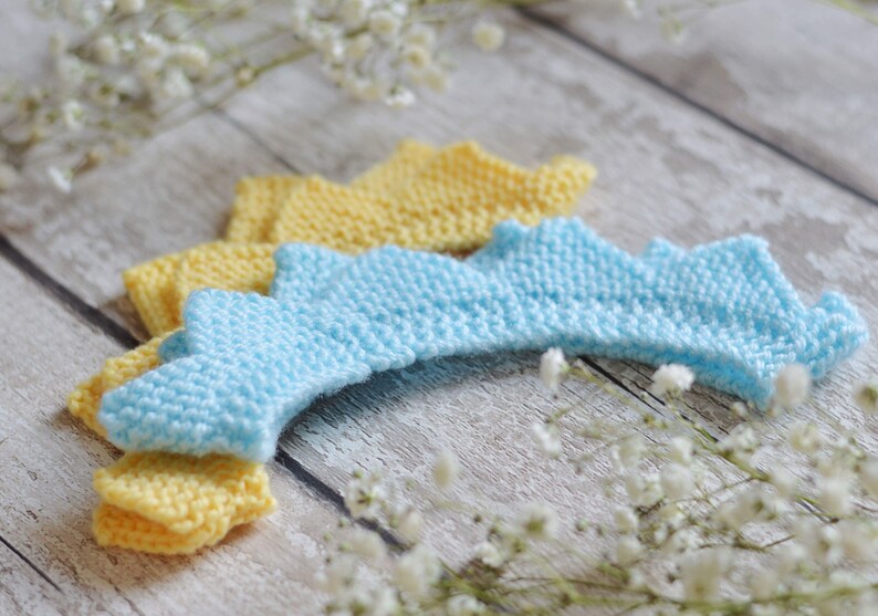Knitted Crown