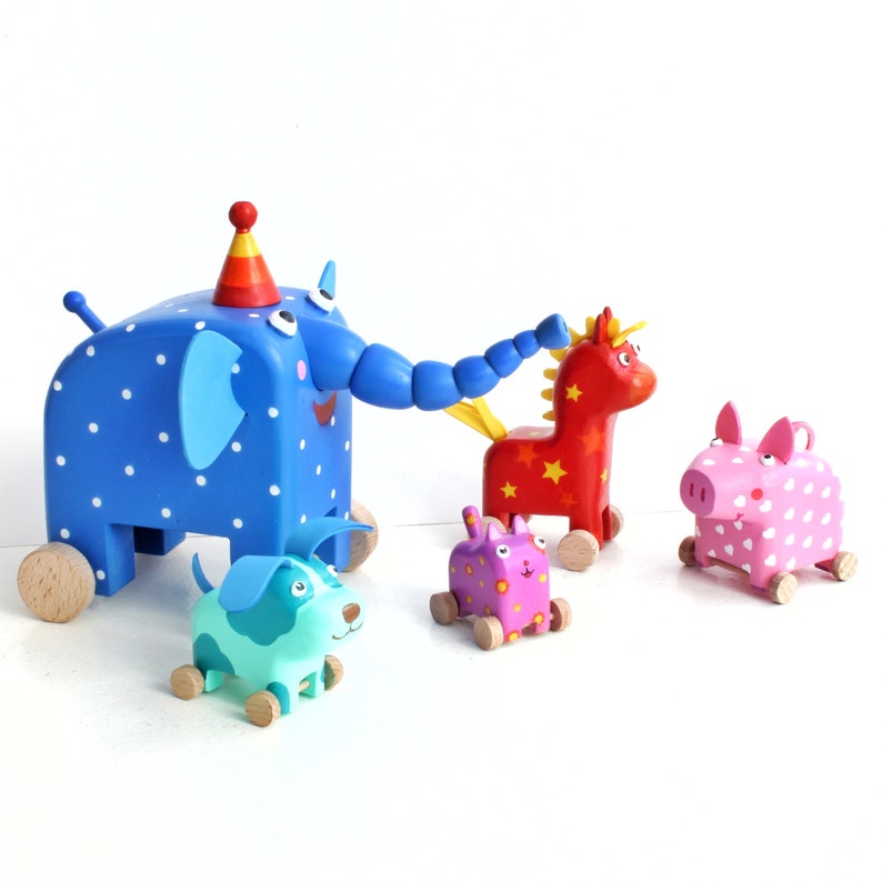 Wooden Dog On Wheels Pull Toy Wooden Animal Toy Eco Friendly Toy First Birthday gift Waldorf toys Toy for kids Children/'s story Baby Cartoon