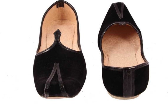 footwear for ethnic wear