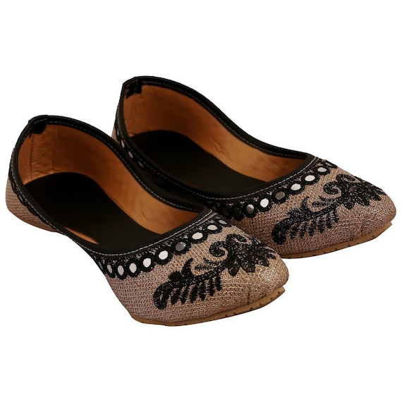 leather mojari for womens