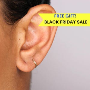 14k Mini Creolen, Knorpel Creolen Ohrringe, winzige Creolen, 14k Solid Gold Creolen, Echt Gold Huggies, 2nd Loch Ohrring, Tragus Creolen