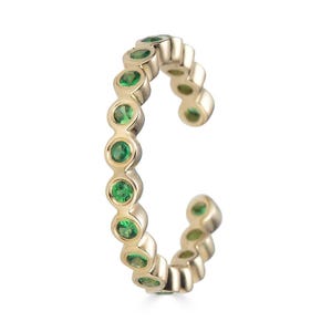 14k Emerald Ear Cuff, 14k gouden oormanchet, gouden oormanchet, Diamond Ear cuff, black friday-uitverkoop, kerstcadeau voor haar, smaragdgroene oorbel