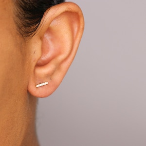 14k Diamant Bar Ohrstecker, zierliche Diamant Ohrringe, Minimalistische Bar Ohrstecker, 14k Massivgold Bar Diamant Ohrstecker - (4-E2)