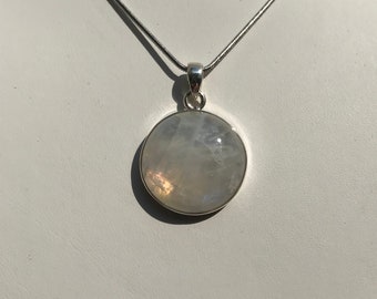 Moonstone Pendant in 925 sterling silver