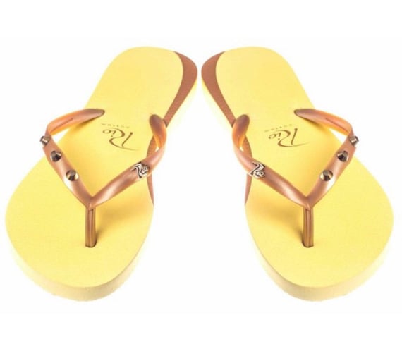 yellow flip flops womens