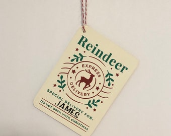 Personalized Santa Christmas Tag. Wood, Hand Painted, Vinyl Lettering, Fun Christmas tag. 4.5"x6.5".