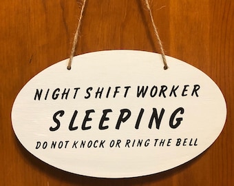 Night Shift Worker Sleeping Sign, Hand Painted Wood, Vinyl Lettering, Do Not Disturb 8.5"x5"