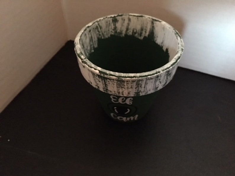 vinyl lettered flower pot hand painted Elf Cam